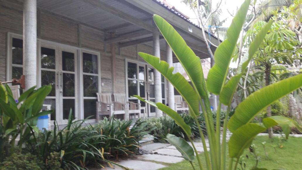 Vista Huts Lembongan Exterior foto