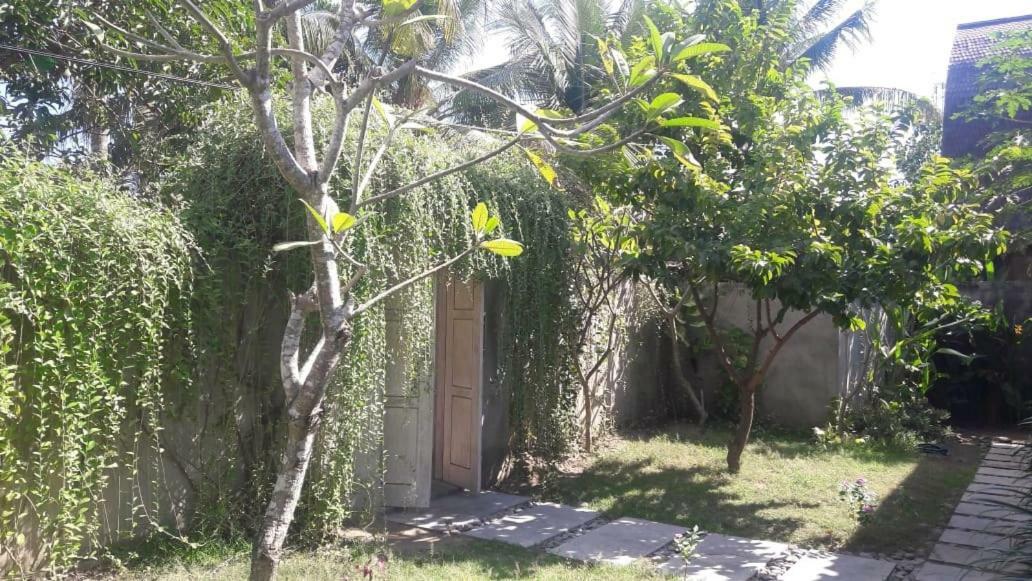 Vista Huts Lembongan Exterior foto