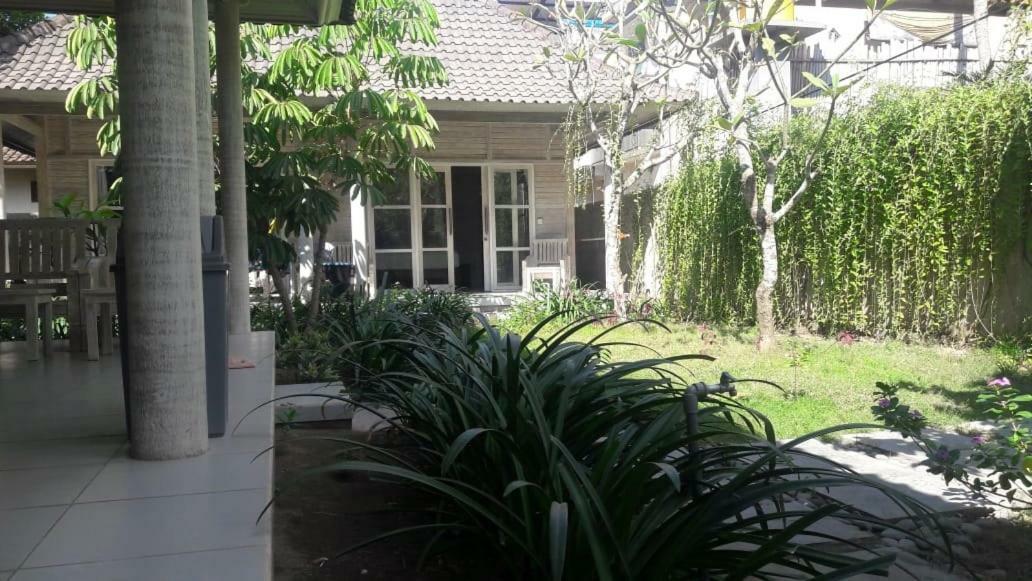 Vista Huts Lembongan Exterior foto
